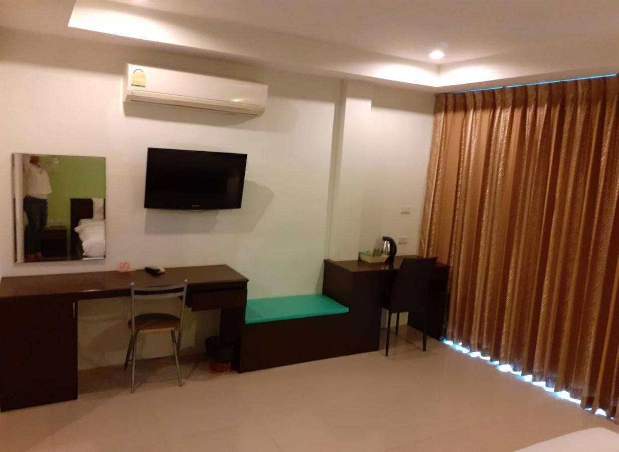 Nicha Residence Kamala Beach Exterior photo