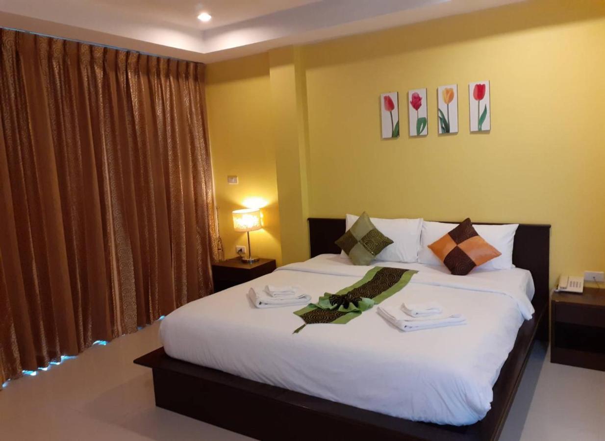 Nicha Residence Kamala Beach Exterior photo