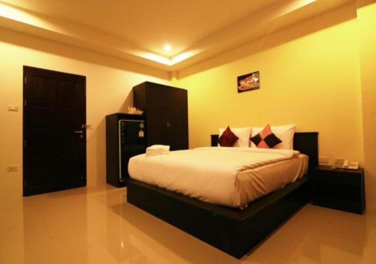 Nicha Residence Kamala Beach Exterior photo